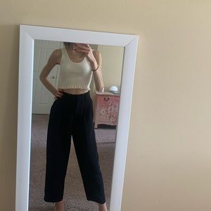 Aritzia Effortless Pant Cropped- Black